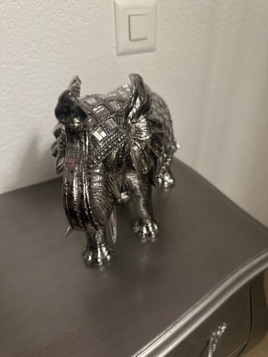 Skulpturen & Statuen: Figurine déco  – Gebraucht aus Orbe von unita 1