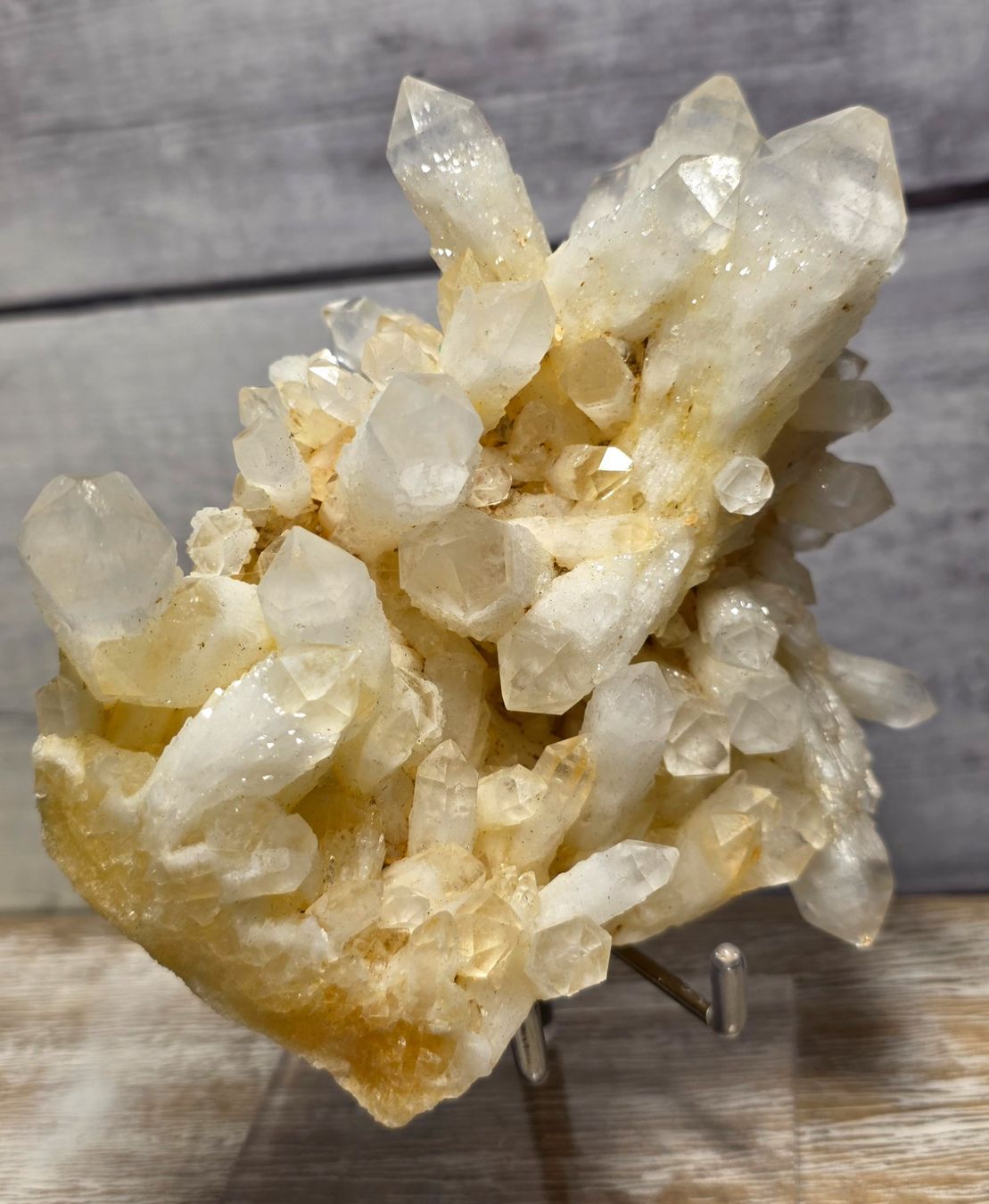 Minerali & Pietre curative: Pineapple Quarz Stufe aus Madagaskar 655g – Nuovo e nell'imballaggio originale da Matzingen venduto da Shay_Crystalz 2