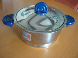 Hochwertiger multitherm kochtopf  von Kuhn Rikon.