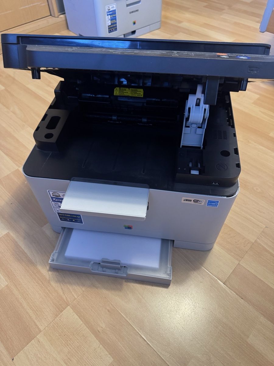 Samsung Stampanti: Multifunktionsdrucker Samsung Xpress C460W gebraucht – Difettoso da Martigny venduto da ddo_2mcv 2