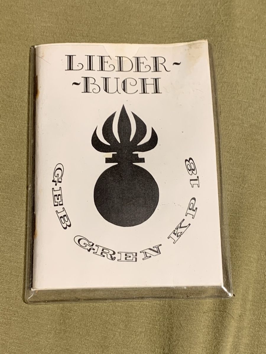 Schweizer Armee Placchette & Badge: Liederbuch der Grenadiere CH Armee – Usato da Dotnacht venduto da 007ym