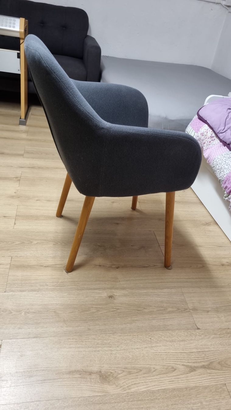 Stühle: Stuhl grau (2 Stk.) – Gebraucht aus Zuchwil von patriziatr 1