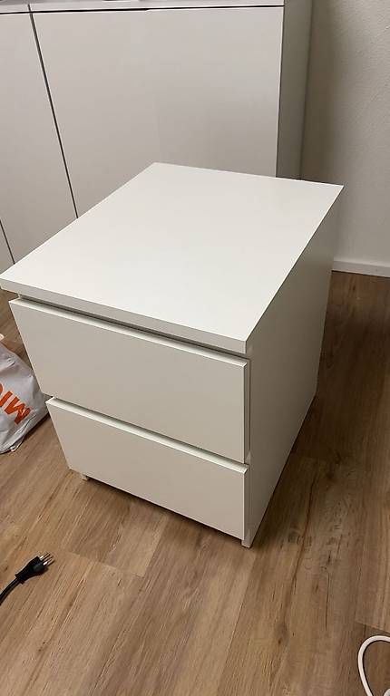Comodini: Malm Nachttisch – Usato da Altendorf venduto da S.Maechler