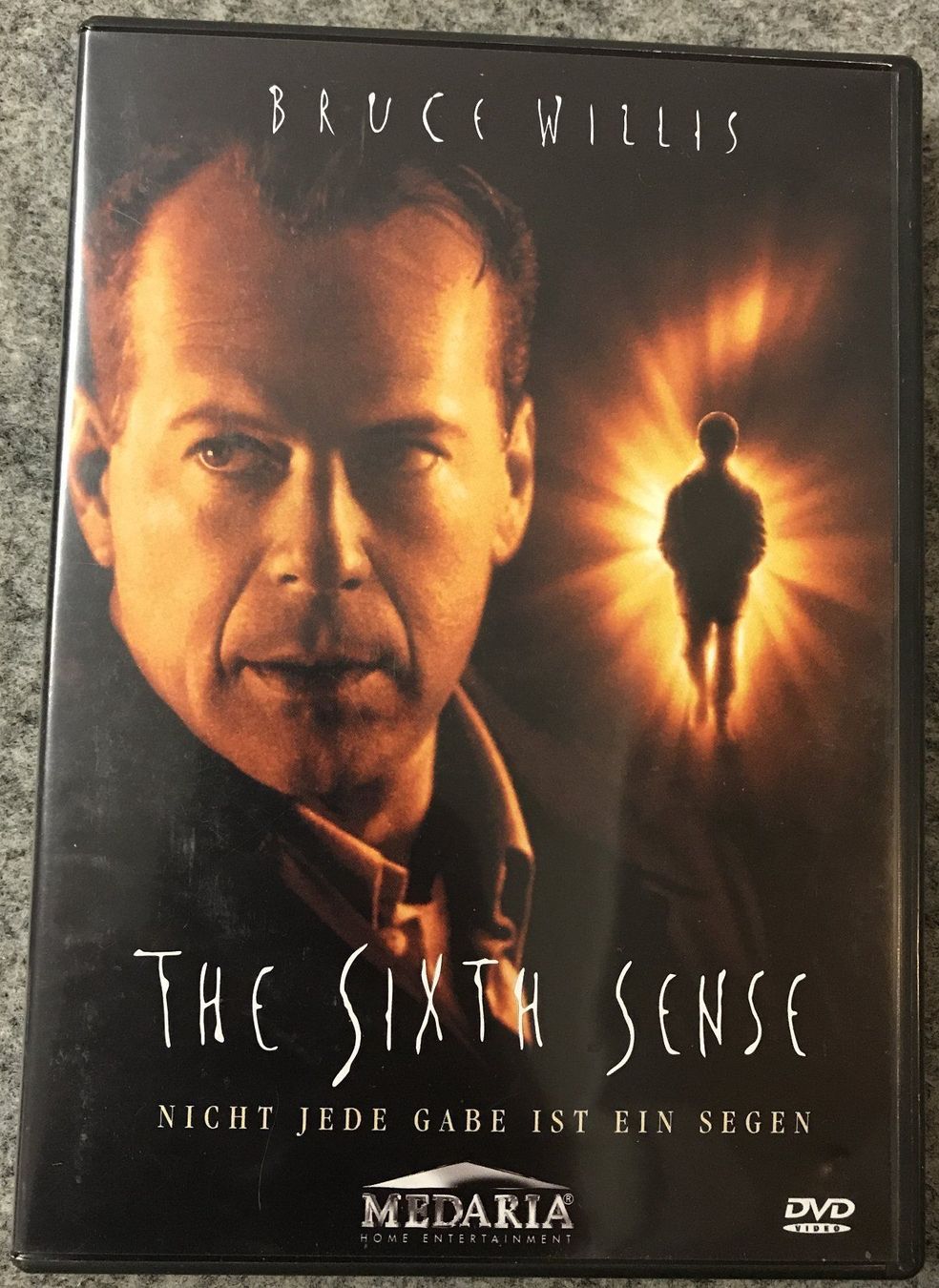 Tous les DVDs: DVD- The Sixth Sense- Bruce Willis – D'occasion à Guntershausen par Gloominati