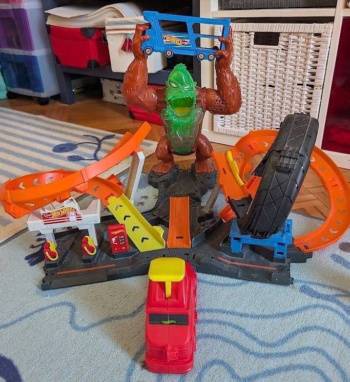 Hot Wheels Giocattoli: Hot Wheels City Slam Gorilla – Usato da Bern venduto da HangaRoa