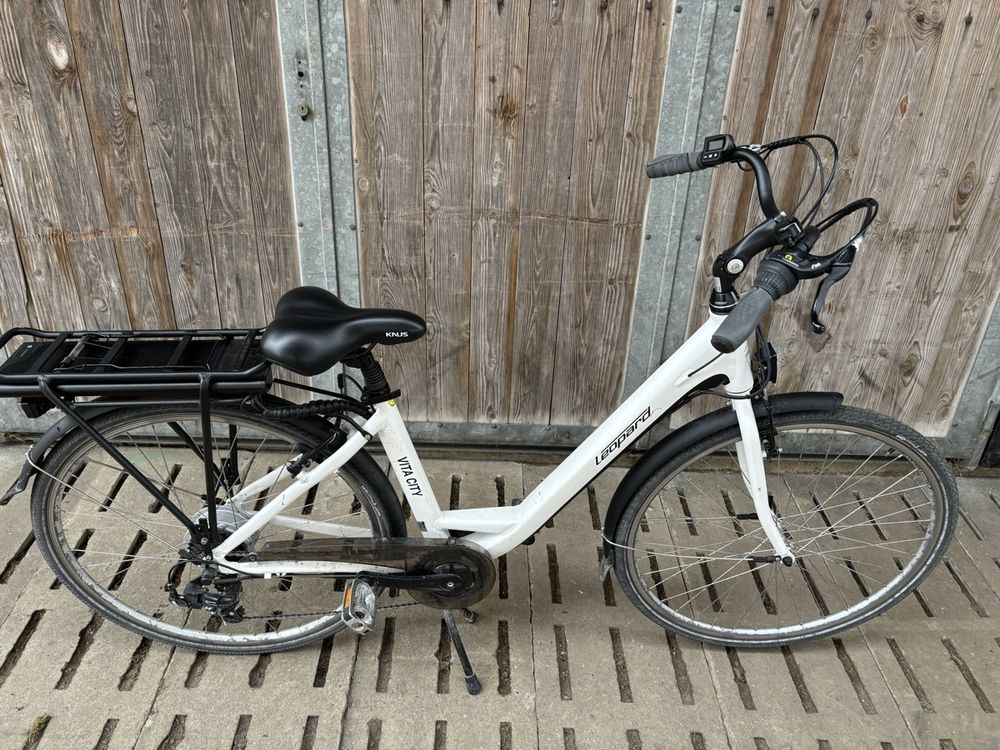 damen e-bike kaufen 28 Zoll LS City Fahrrad MOTIVE TF 1.7 Trekking Bike BOSCH Gewicht:250g Gulasch mit Pilzen | waterproof