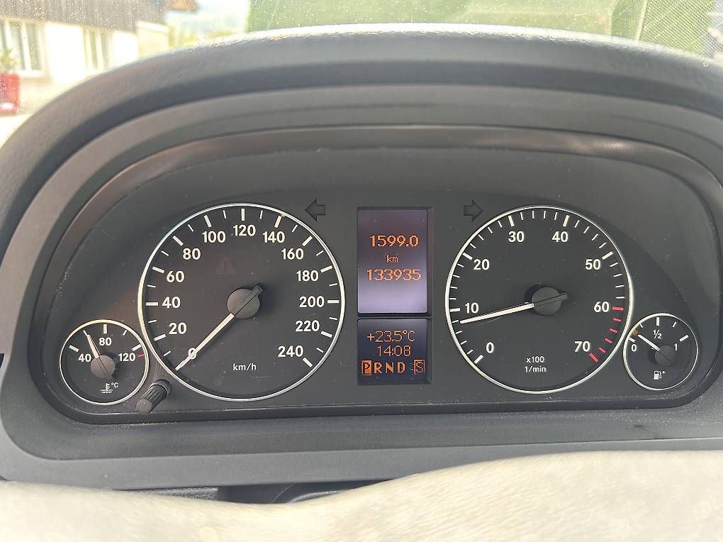 Autos: Mercedes Benz A200 – D'occasion à eichberg par eastern69 3
