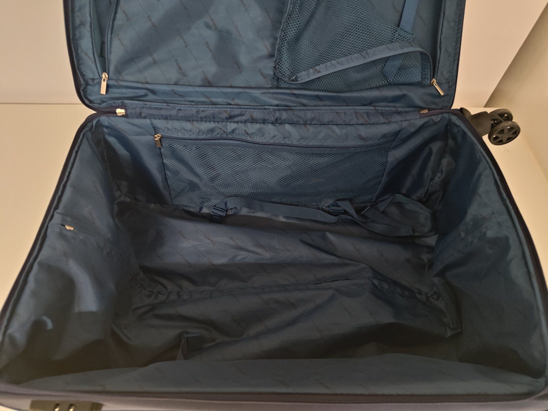 Valigie: Travelline Koffer – Usato da Wettingen venduto da Wendemarket 6