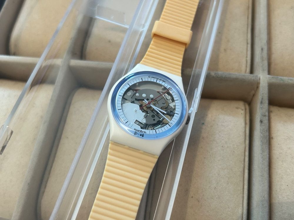 Montre Femme Martine Jacquet - Boîtier Acier Noir - Étanche 20m - À Quartz - Occasion