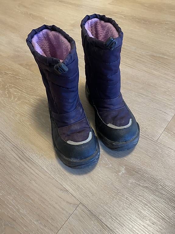 Scarpe per ragazze: Superfit Winterstiefel Gr 30 – Usato da Zürich venduto da JuliaSavv