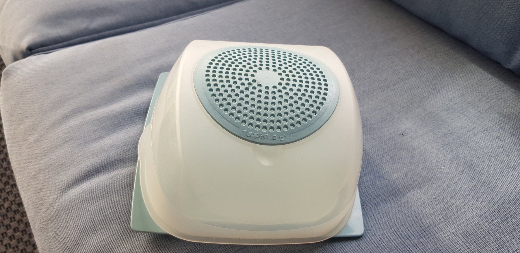 Tupperware Contenitori & Simili: Käseglock Tupperware – Usato da Gutenswil venduto da ghekko88 4
