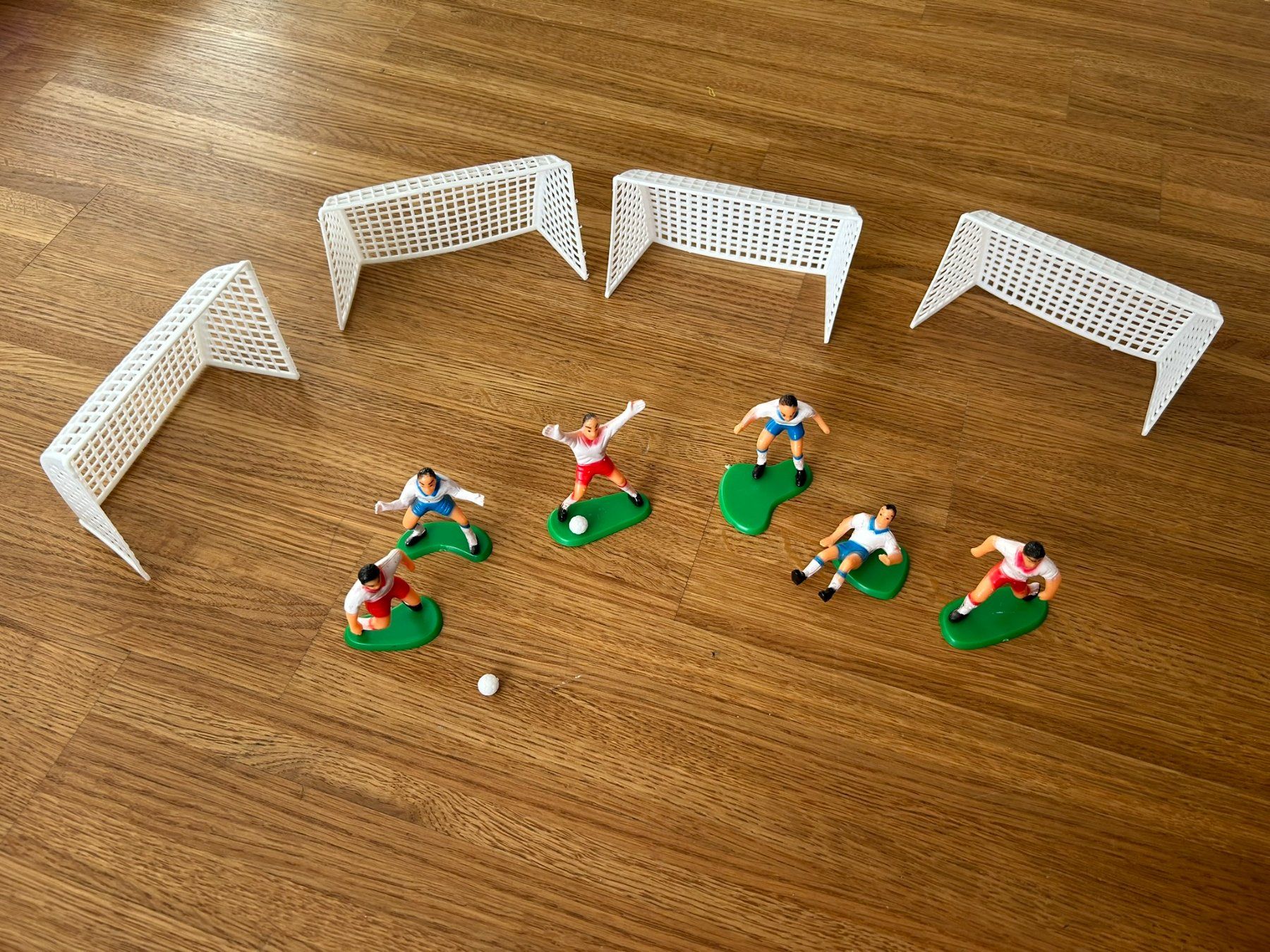 Alle Dekorationen: Fussball Deko Kuchen - Geburtstag – Gebraucht aus Küsnacht ZH von filo_fila8700