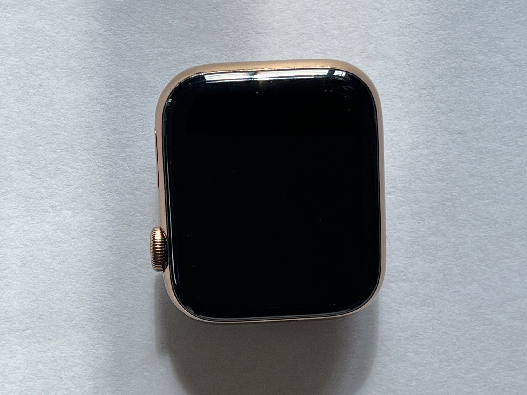 Apple Smartwatch: Apple Watch 4 Gold – Usato da Thun venduto da chrigu013