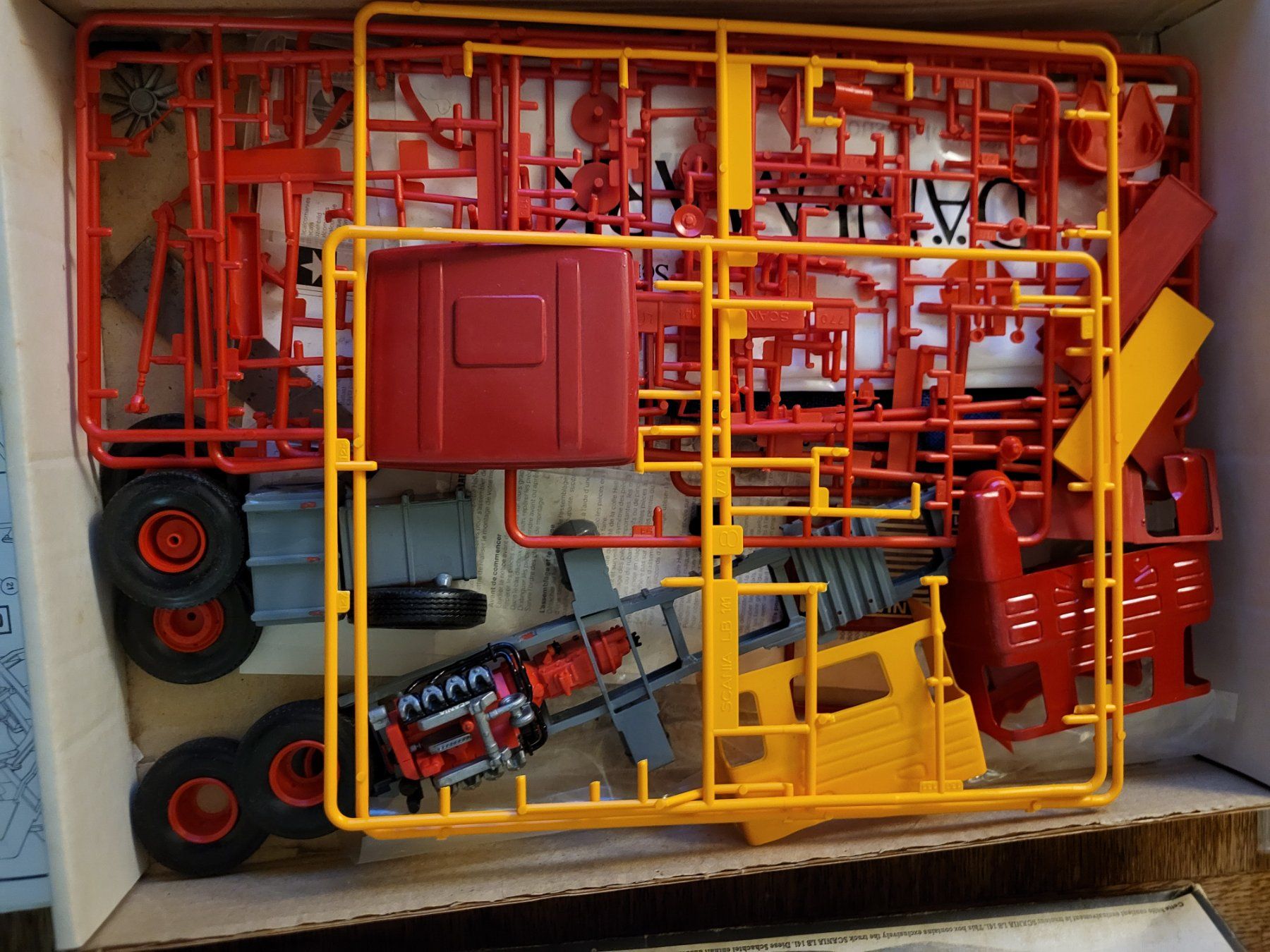 Heller Kit di modellismo & Modellini statici: Heller modelbau Scania LB 141 1/24 – Usato da Turbenthal venduto da kai_6277 2