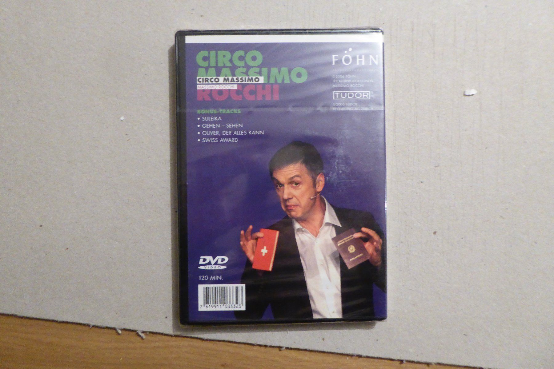 Tutti i DVDs: DVD Schweizer Comedy Massimo Rocchi OVP Circo Massimo – Nuovo e nell'imballaggio originale da Allschwil venduto da Summelsarium 1