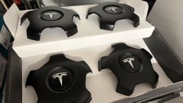 Tesla Radnabendeckel Set 4 Stück schwarz neuwertig