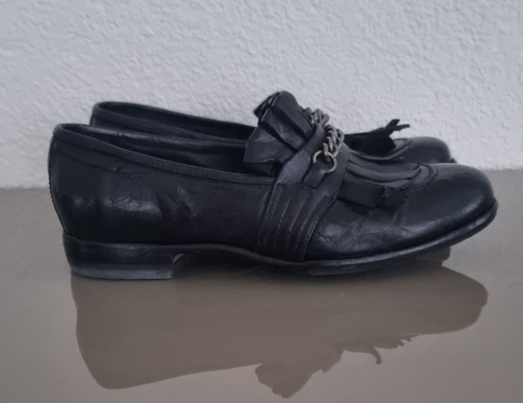 Scarpe da donna: Halbschuh schwarz Leder – Nuovo e nell'imballaggio originale da Untereggen venduto da cla_kb2w
