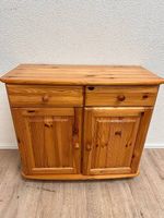 Vintage Holzkommode mit Schubladen und Türen