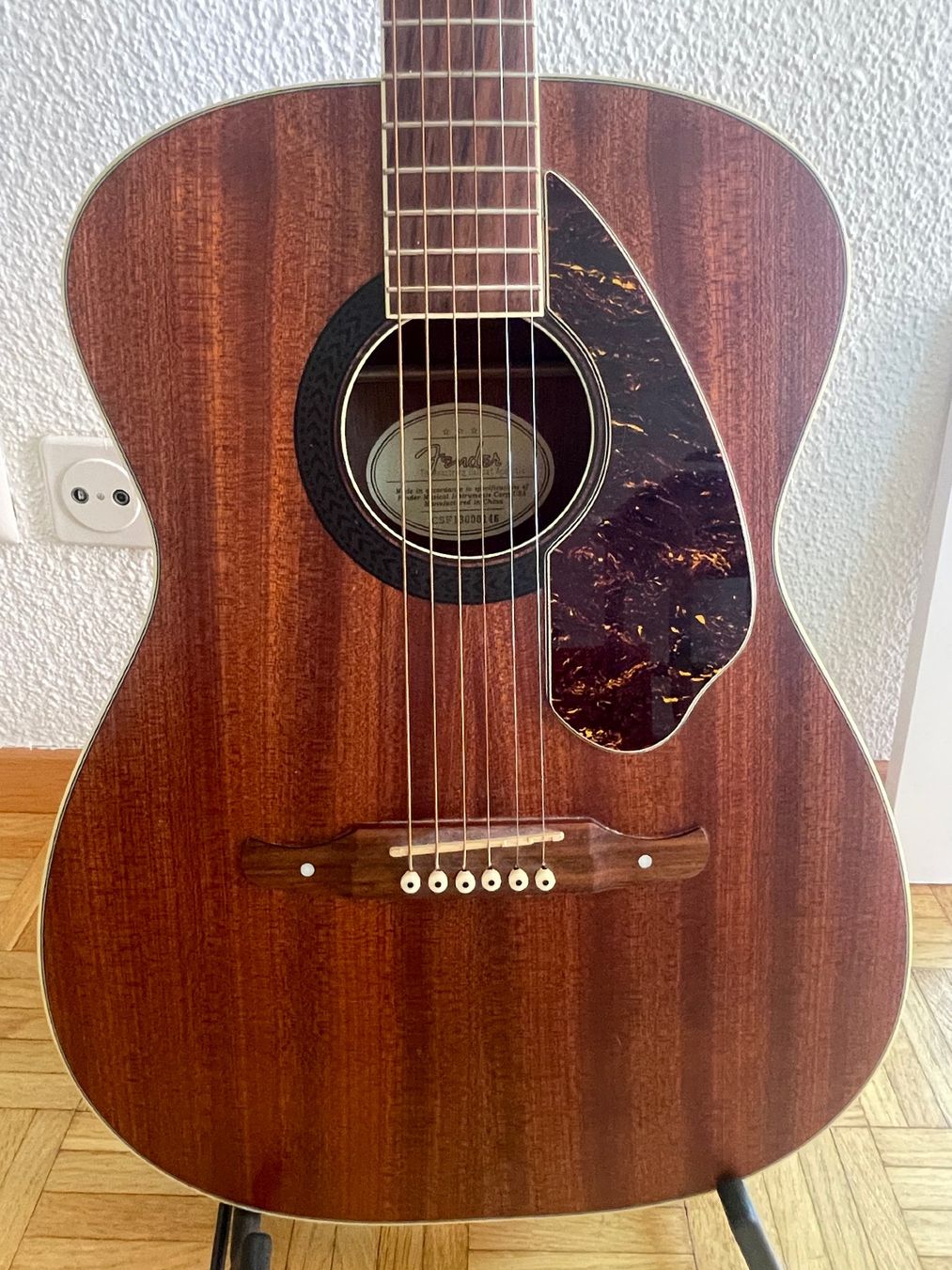 Fender Strumenti musicali: Fender Tim Armstrong Hellcat Acoustic – Nuovo (secondo la descrizione) da Zürich venduto da eric_kammermann 3