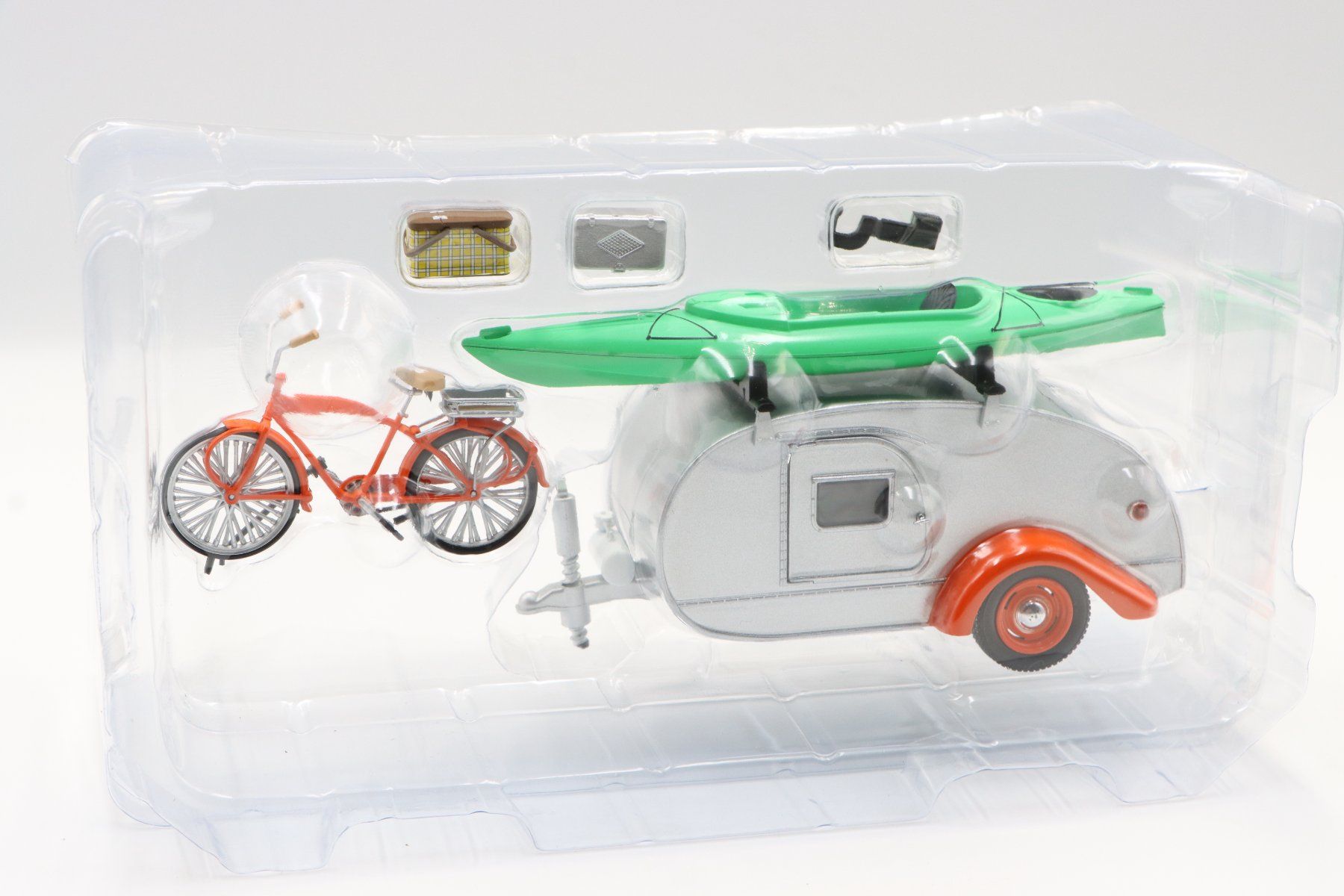Modellini d'auto: Teardrop Wohnwagen 1947 1:24 Greenlight – Nuovo e nell'imballaggio originale da Bühl b.Aarberg venduto da modelldiecast 3