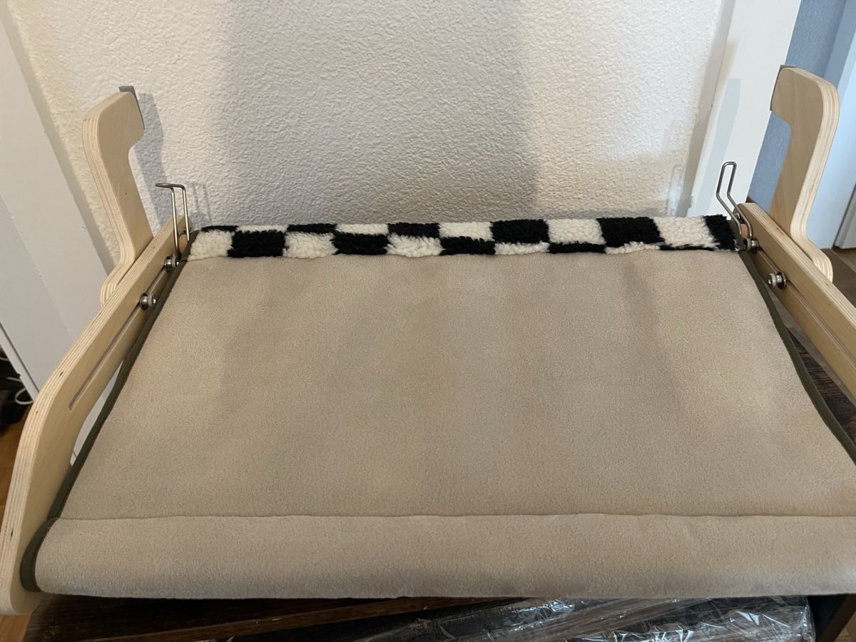 Liege- & Schlafplätze: Two cat hammocks, window beds, up to 20kg – Neu (gemäss Beschreibung) aus Unterägeri von eve_76lj 1
