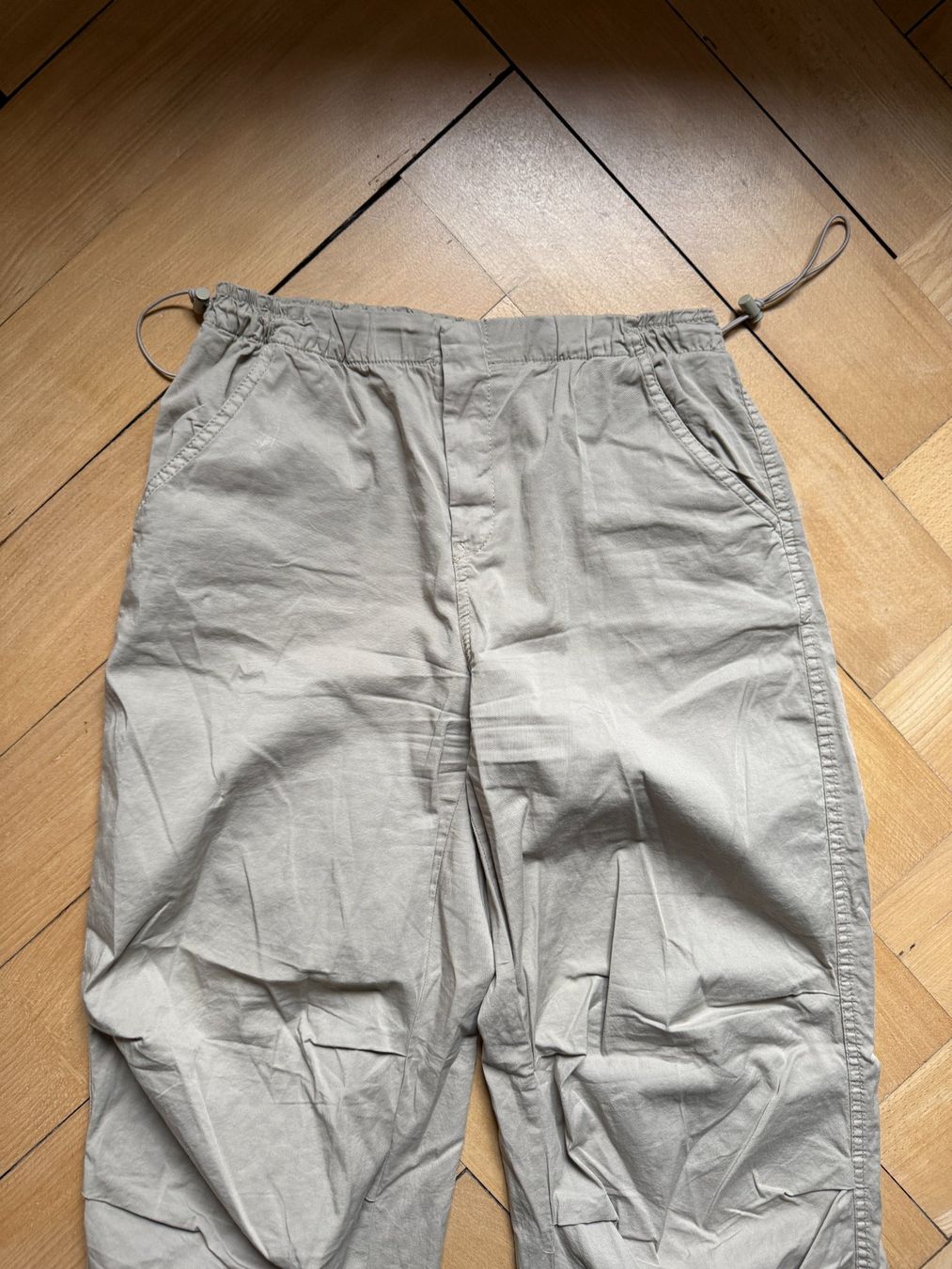 Pull&Bear Hosen: PULL & BEAR - Baggy Track Pants beige M – Gebraucht aus Zürich von Diazaio 1