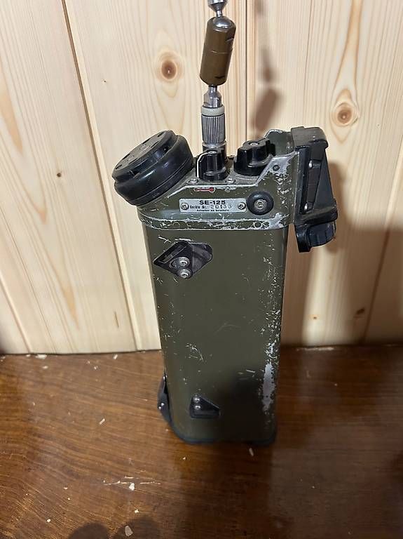 Technique de radiocom: Funkgeräte – D'occasion à Wimmis par Berge62 3