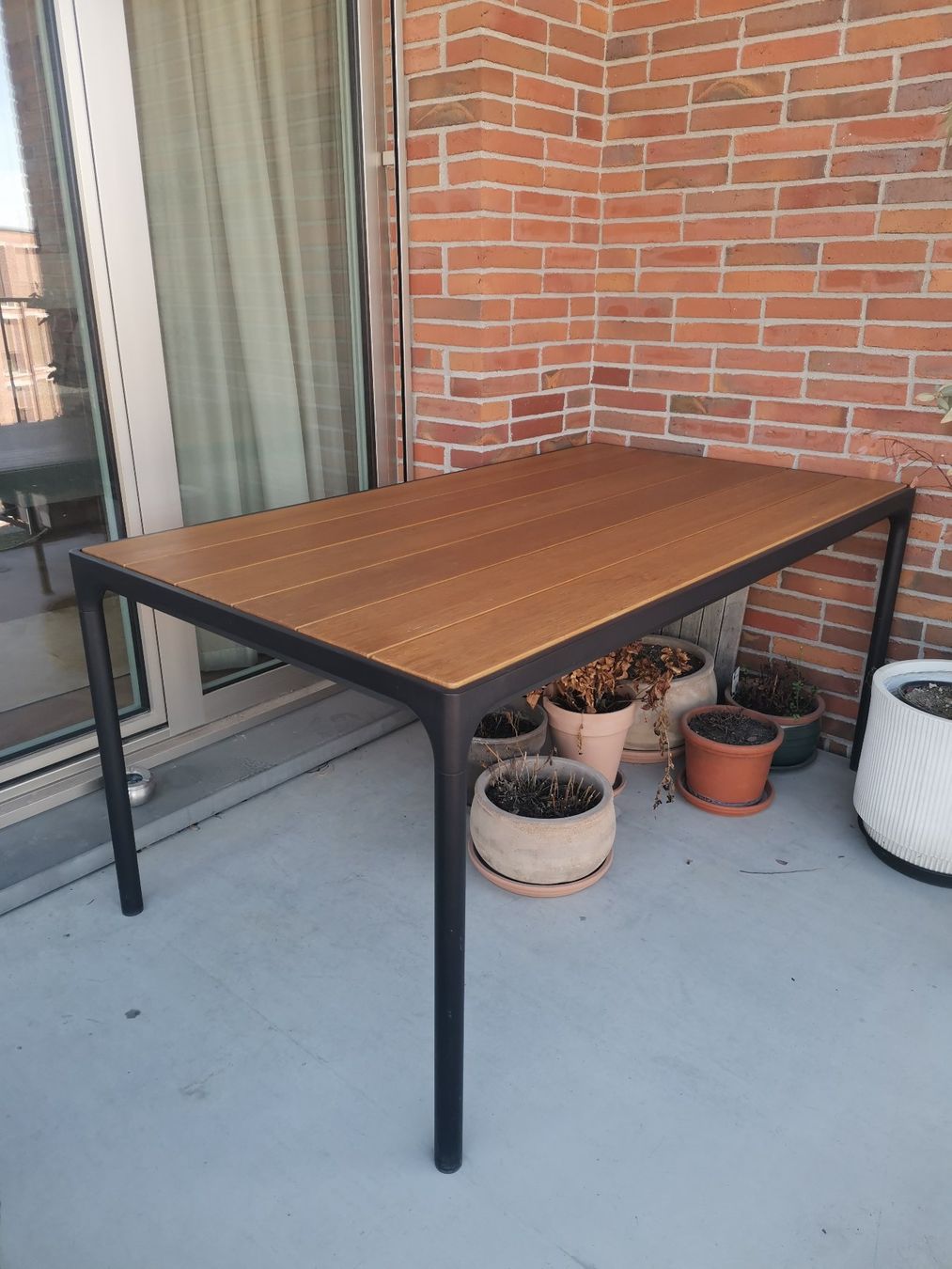 Houe Tavoli: Gartentisch Four HOUE (Pfister) – Usato da Zürich venduto da fgu_nyw9