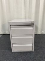 Schreibtischkorpus von Lista