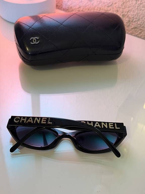 Brillen & Gläser: Chanel Sonnenbrille – Gebraucht aus Erlinsbach SO von VWV1 3