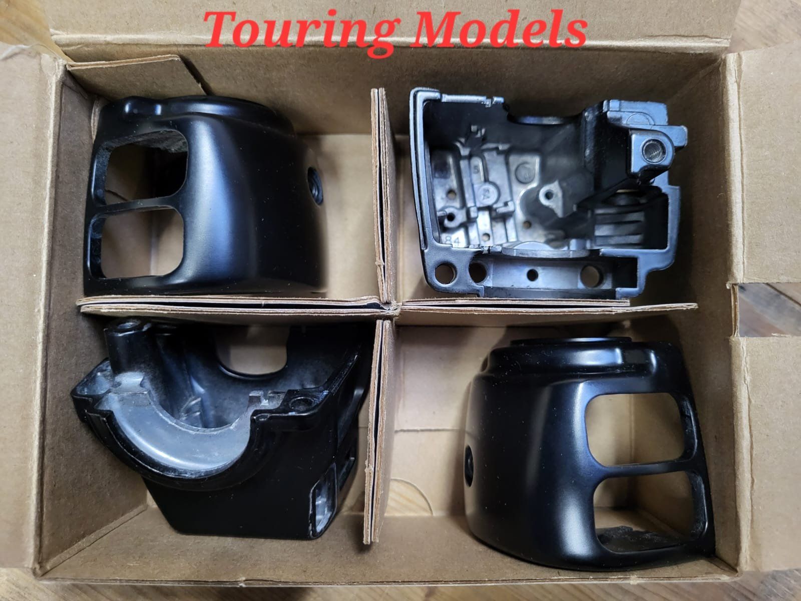 Harley-Davidson Tutti i ricambio per moto: Harley Davidson Armaturen Touring – Usato da Kerns venduto da .Biker.