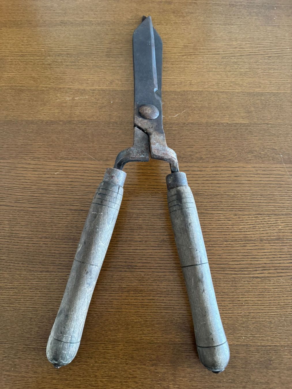Alle Werkzeuge: Alte Grasseschere – Gebraucht aus Urdorf von robinson80 2