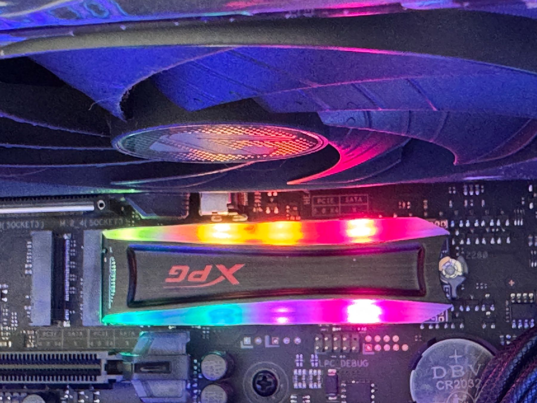 Dischi rigidi: ADATA XPG Spectrix RGB M.2 SSD, 4TB – Usato da Neuchâtel venduto da Bakhsh 1