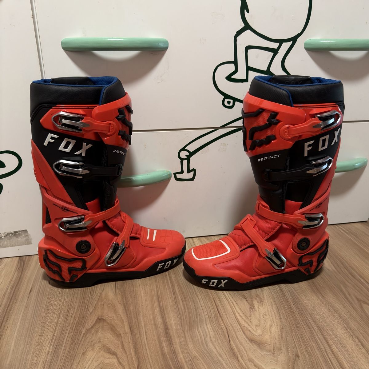 Fox Scarpe da uomo: Bottes motocross Fox Instinct rouges 44 / 10 – Usato da Corseaux venduto da Motards 2