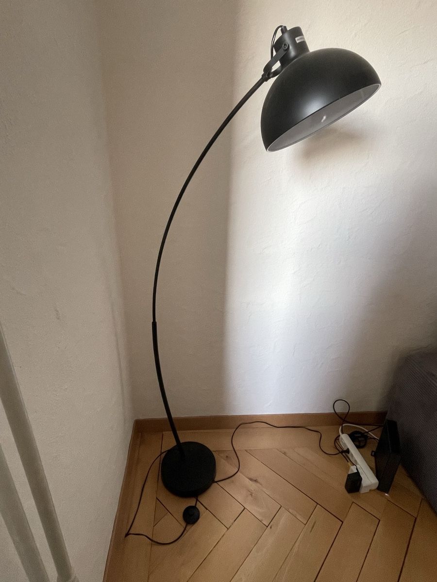 Lampade: Moderne Bogenlampe / Stehlampe Schwarz – Nuovo (secondo la descrizione) da St. Gallen venduto da lea_yx6k