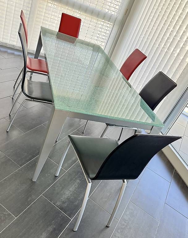 Sedie: Stühle Leder mit Metallgestell Esszimmer  – Usato da Port venduto da Predbull