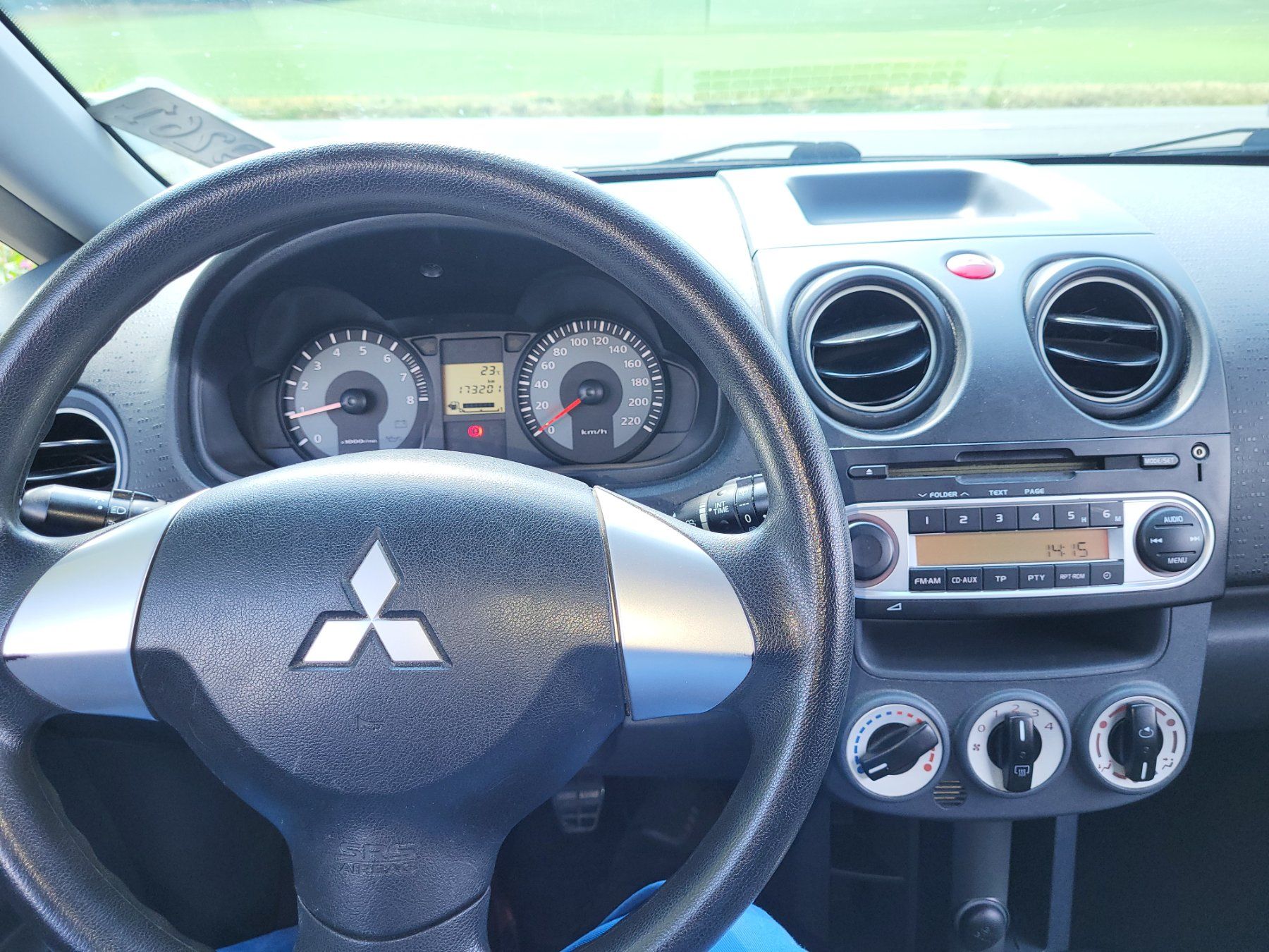 Mitsubishi Autos: Sparsamer Mitsubishi Colt 1.1l – D'occasion à DAGMERSELLEN par rli_pzg6 8
