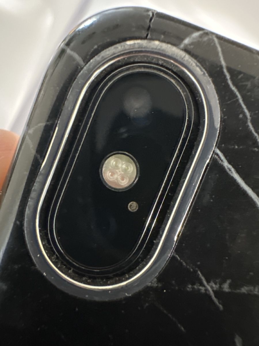 Apple Telefoni cellulari / Smartphones: Apple iPhone X 256GB black, screen protector and case – Usato da Allschwil venduto da MB4123 5
