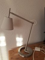 Stylische Lampe, verstellbar.