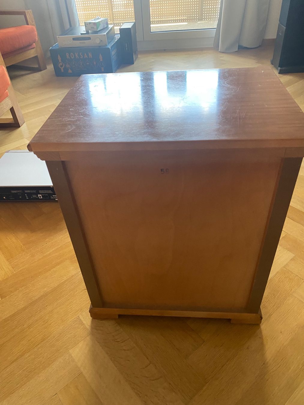 Nachttische: Nachttisch Vintage – Gebraucht aus Grenchen von Vintagewatchoverdose 4