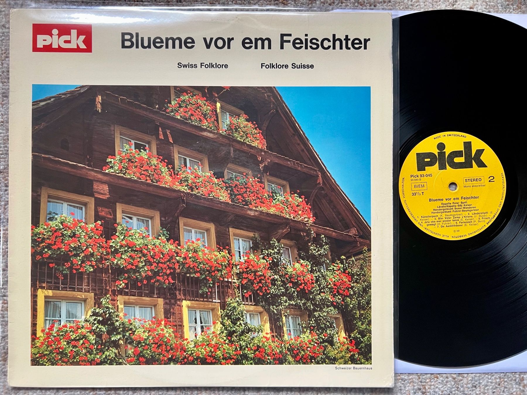 Dischi in vinile: Blueme Vor Em Feischter  Buser-Wanderon LP GEWASCHEN – Usato da Unterseen venduto da vinylmore