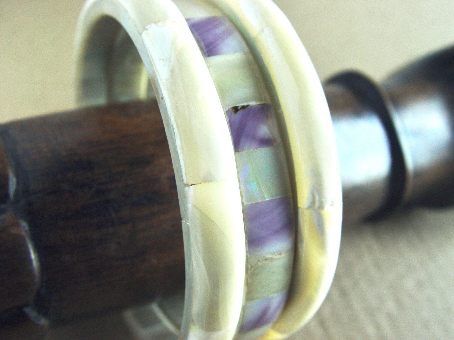 Bracciali & Braccialetti: Drei Perlmutter Armreifen – Usato da Henggart venduto da gernli 4