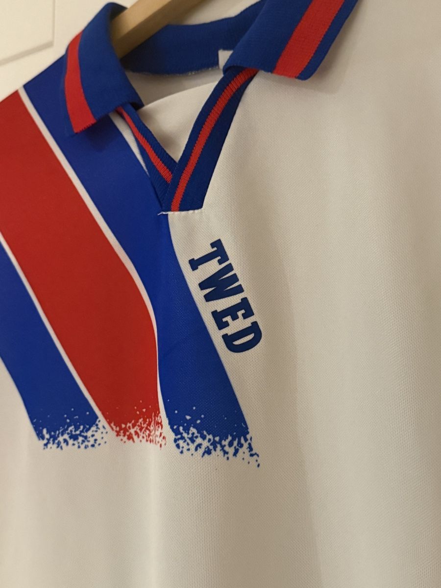 Canottiere & Pantaloni: Fussball-Trikot Twed #16 – Usato da Winterthur venduto da Dawinchi 4
