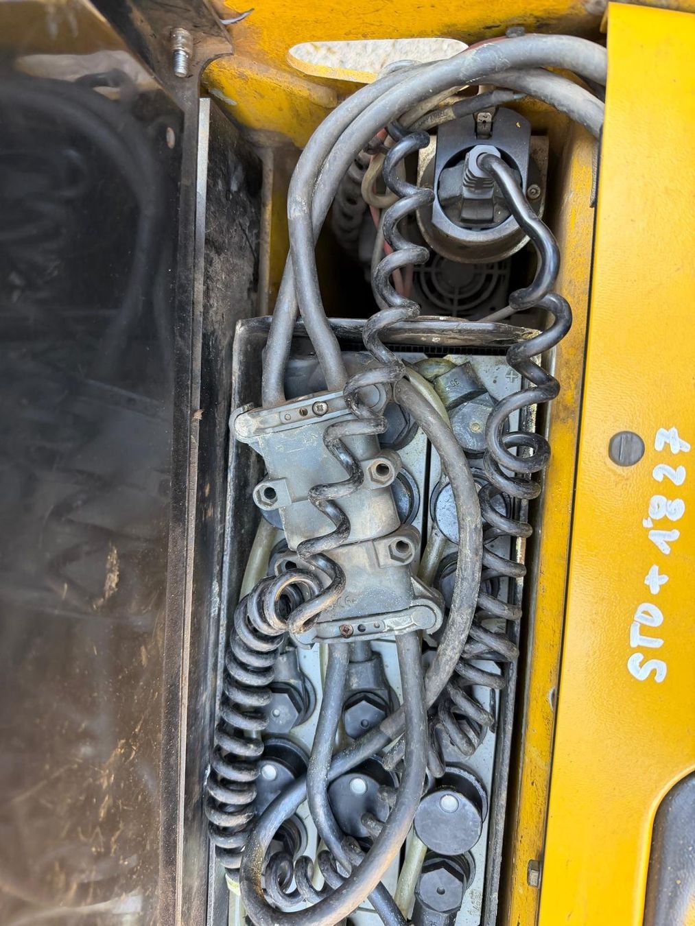 Gabelstapler & Hubwagen: Deichselstapler Yale – Gebraucht aus Dintikon von SIRADO 1