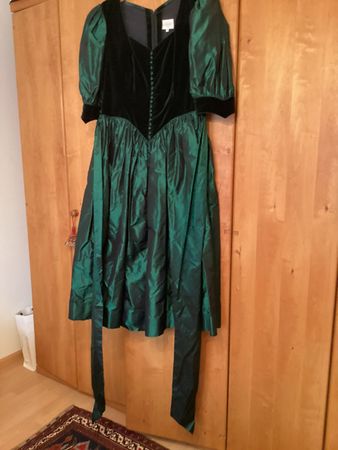 Festliches Kleid aus Samt und Seide von Stassny, Grösse 46