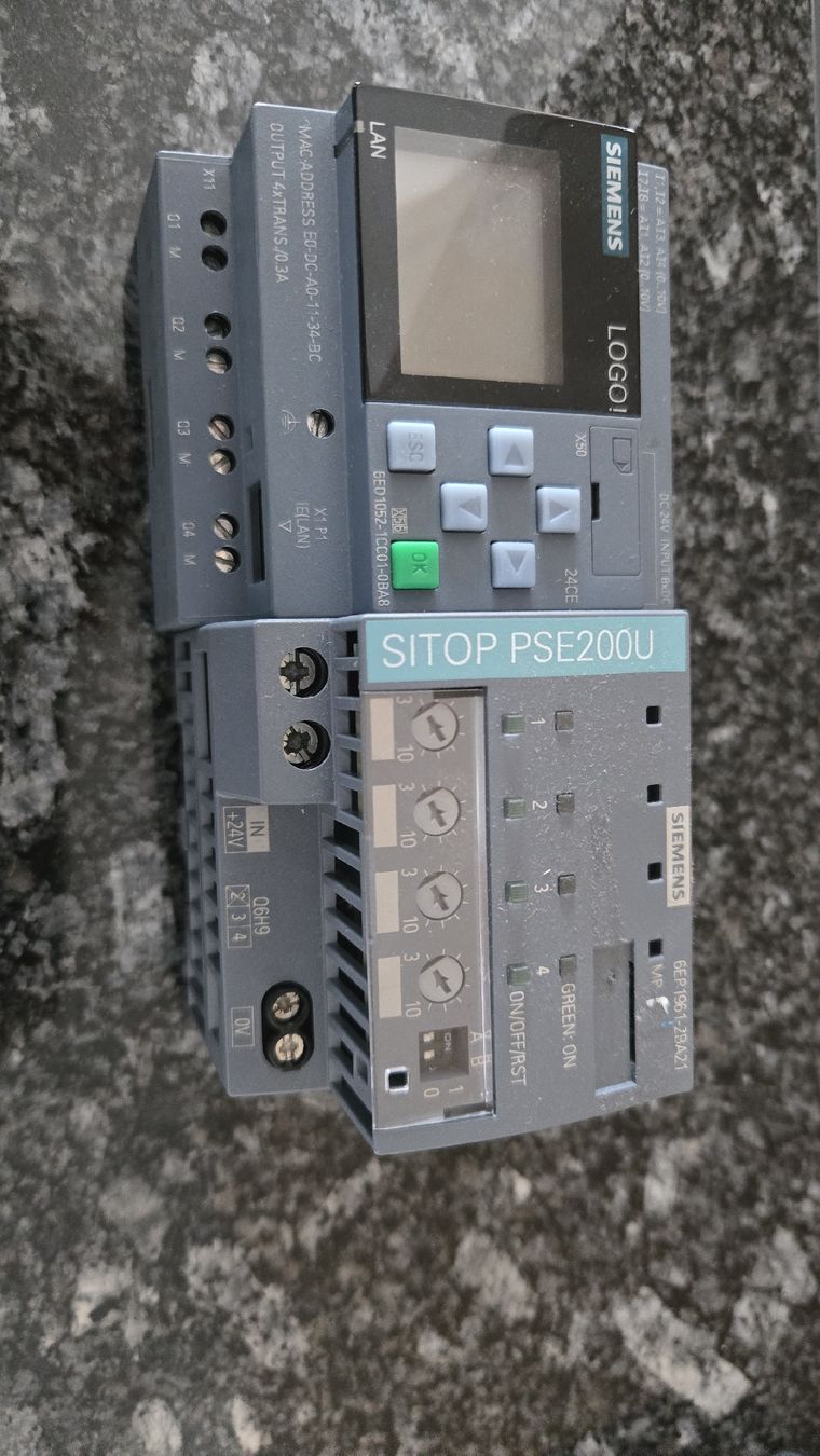 Siemens Componenti elettronici: Siemens LOGO 8 24CE SITOP PSE200U  – Usato da Lauerz venduto da Vibasin 3