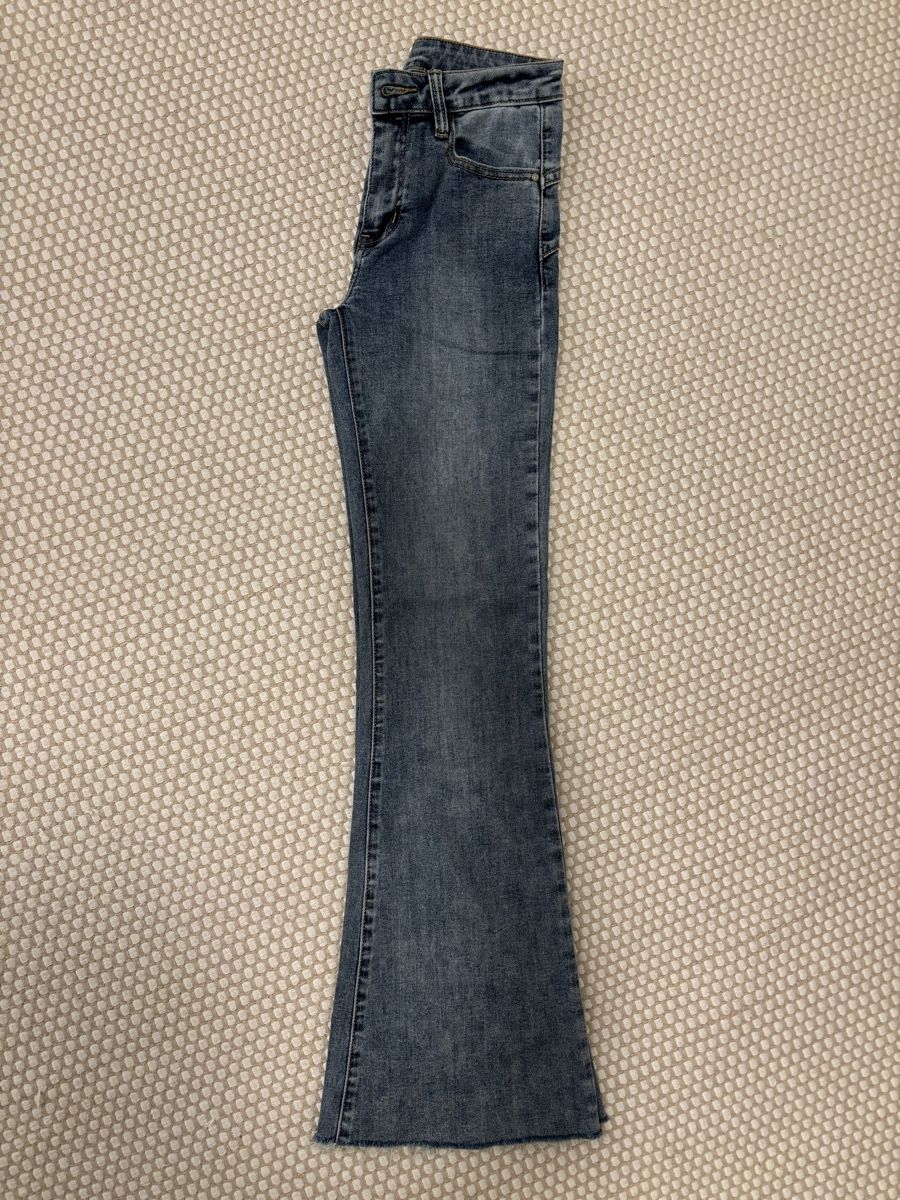 Pantaloni: Flared Jeans xs - NEU!!! – Nuovo (secondo la descrizione) da Zürich venduto da FedeSara