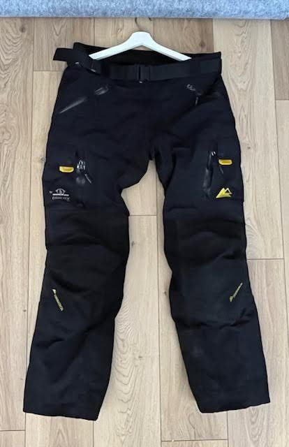 Completi: Textil Motorradanzug Touratech Campanero Gr. 58 – Usato da Stäfa venduto da rol_yjb8 3