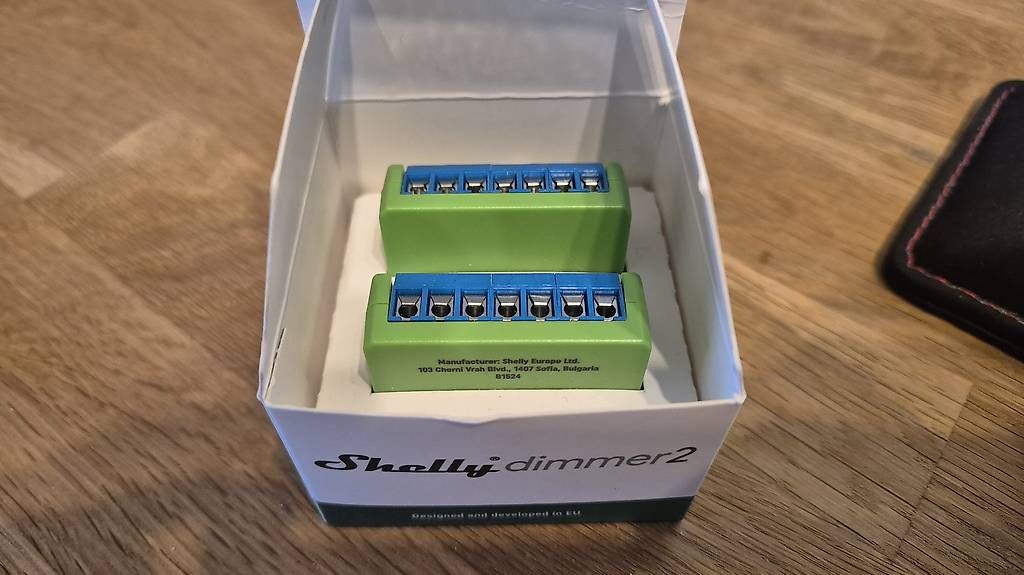 Shelly Interruttori: Shelly Dimmer 2 NEU – Usato da Aathal-Seegräben venduto da heyiBims 1