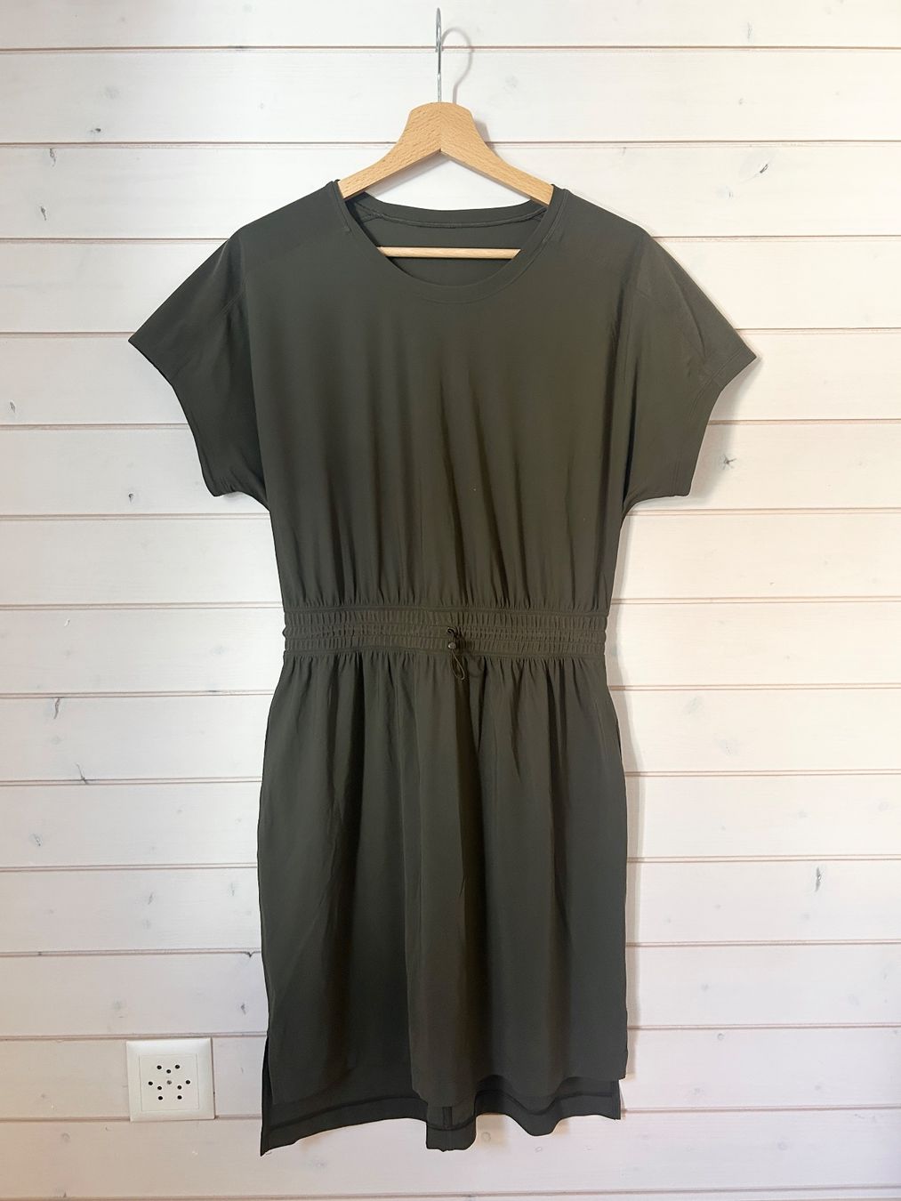 Vestiti: Lululemon Throw it On Kleid - Gr. S – Usato da Illnau venduto da Monkky 1